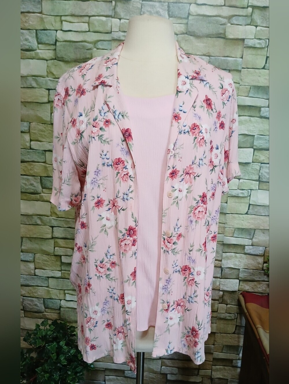 Vintage 90s Jaclyn Smith Pink Floral Blouse